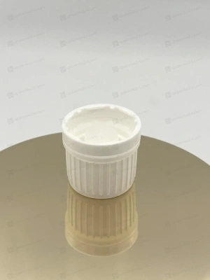 Крышка 18/410 белая с КПВ в комплекте с капельницей BC1418W